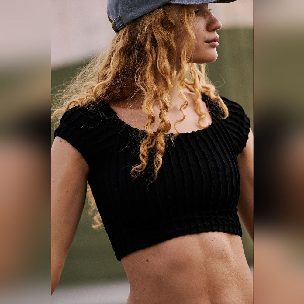 NWOT Free People Get Ripped Tee - Picture 2 of 9